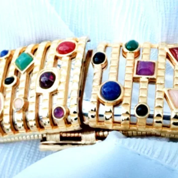 Vintage 70s Gold Stretch Belt w/ Gemstones Buckle - Picture 2 of 11